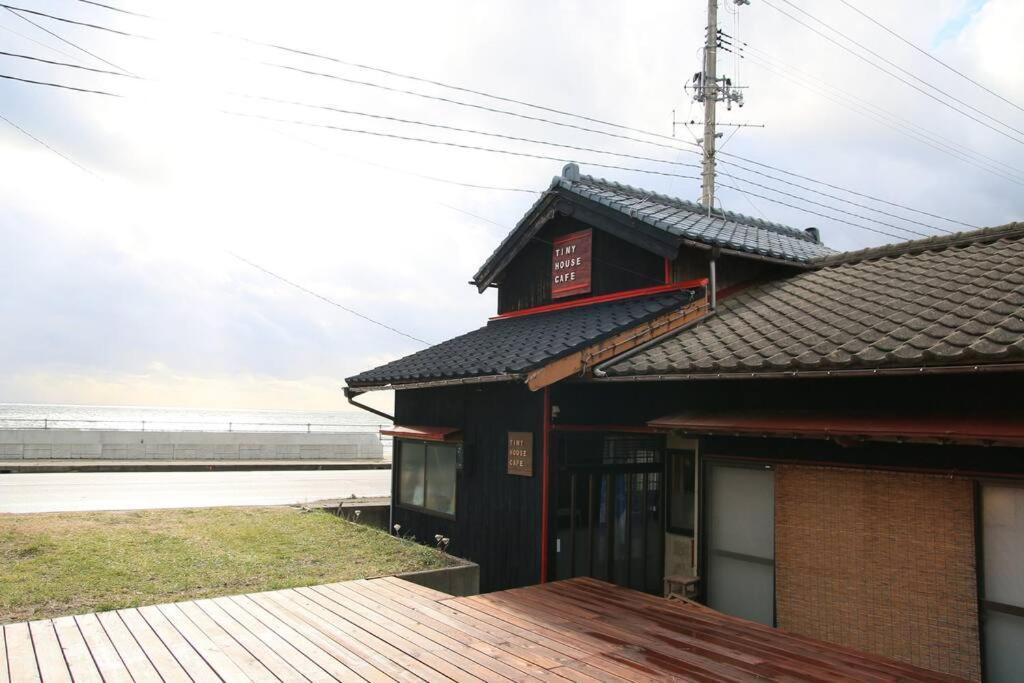 佐渡 ビーチまで0分 1客のみ オーシャンビュー Beach Side House ウッドデッキ Sado Екстериор снимка